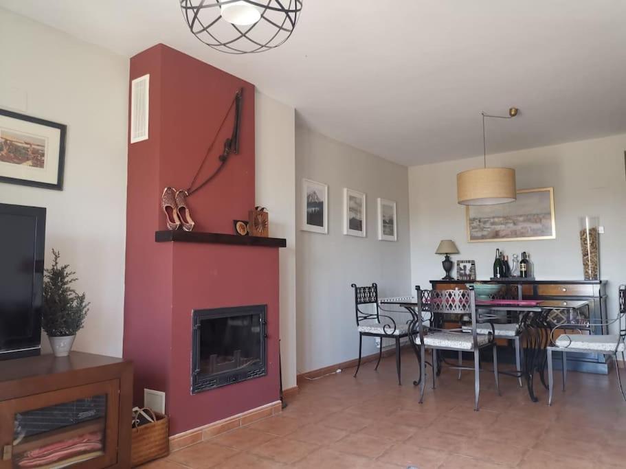 Estancia Con Jardin Entre Golf Y Monte - Cerca Logrono Sojuela Zewnętrze zdjęcie